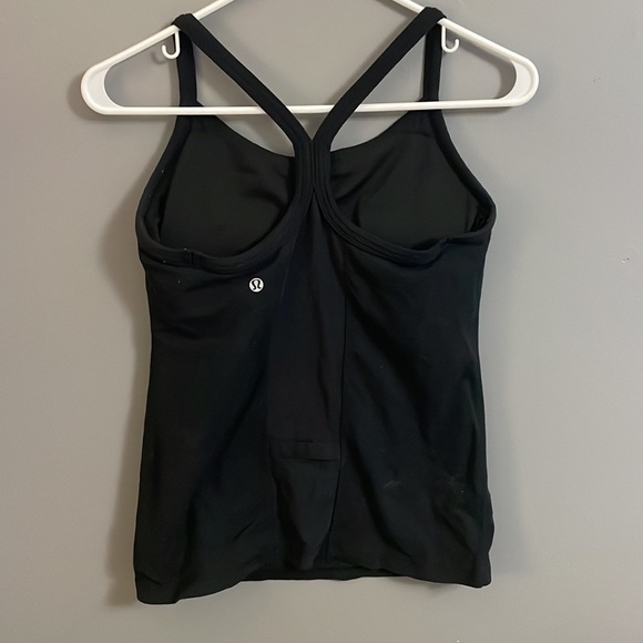Women’s Lululemon Y-back Tank Top. Size 4 - Picture 2 of 3